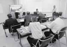 吉賀町役場で担当者から説明を受ける