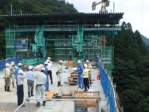 湯の山大橋（仮称）での調査