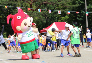 運動会で国体等のダンスを踊るとこまる