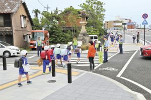 交通安全街頭活動の様子