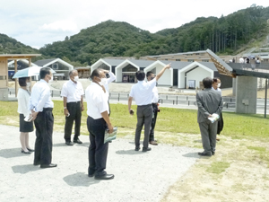 多気町の商業施設（VISON）での調査の様子