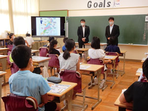 治田小学校での出前講座の様子