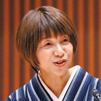 中瀬古　初美議員