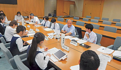 事前の説明会や相談会で議員と意見交換（６月～７月）