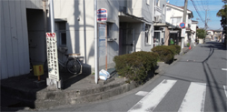 交通安全上の危険が指摘されているバス停