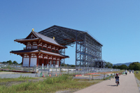市内の名所近くを通る自転車道が整備されている
