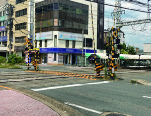 速やかな安全対策が求められる
新大宮第１号踏切（新大宮駅東側）