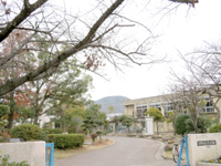 交野小学校