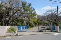 交野小学校