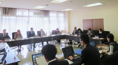 職員によるハラスメント問題調査特別委員会