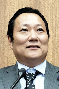 平野悠介